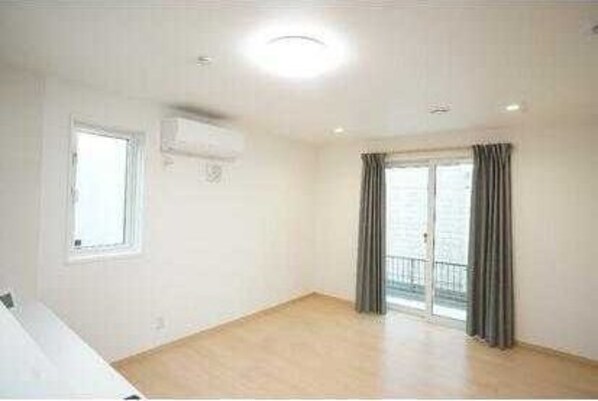 キャバン・ソレイユの物件内観写真